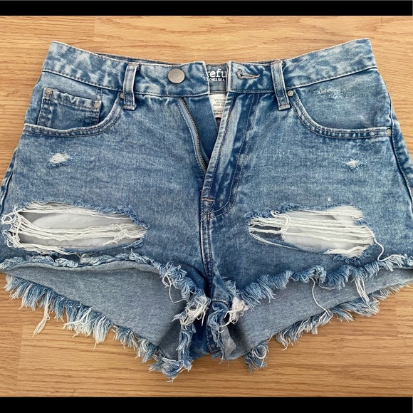 Jean shorts - Picture 1 of 3